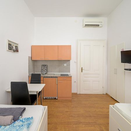 Apartments Todorovic 普拉 外观 照片
